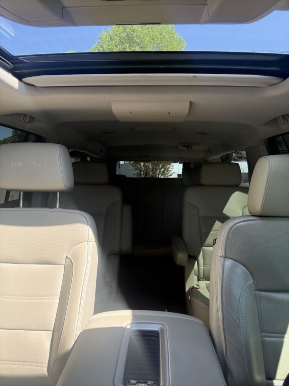 2015 GMC Yukon Image 20