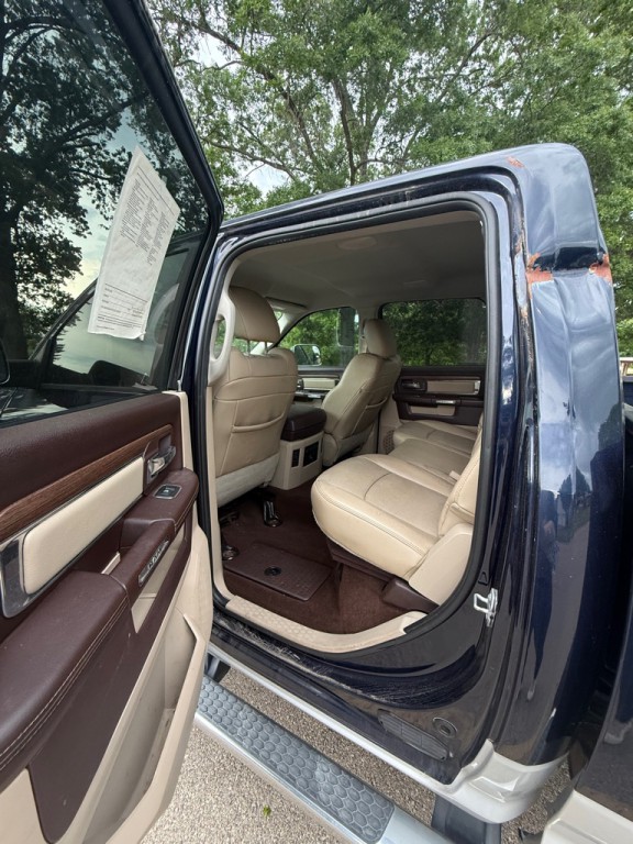 2016 RAM 2500 Image 11