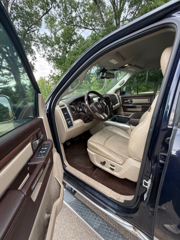 2016 RAM 2500 Image 12