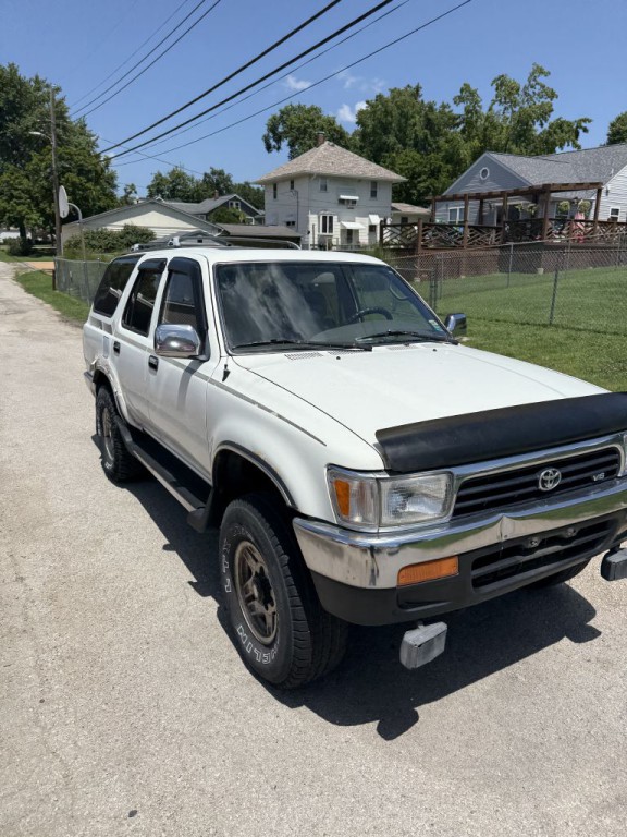 1994 Toyota 4Runner Image 3