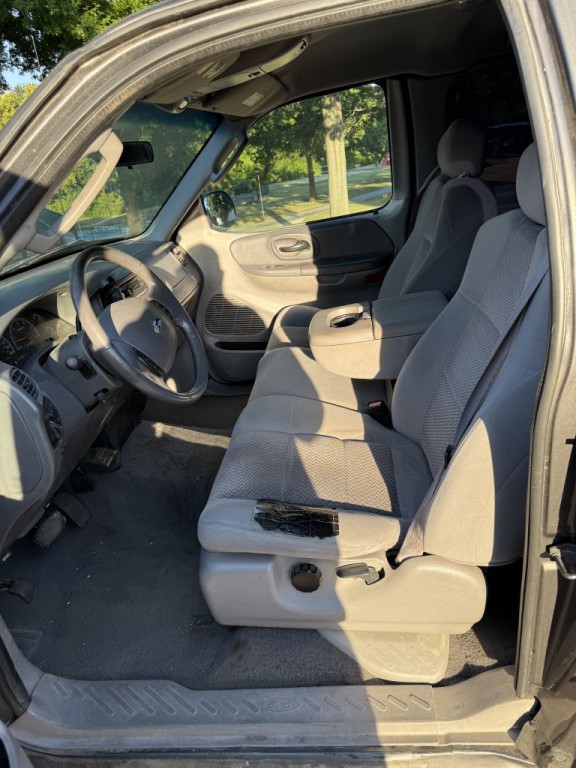 2003 Ford F-150 Image 9