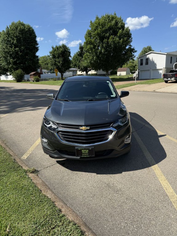 2020 Chevrolet Equinox Image 2