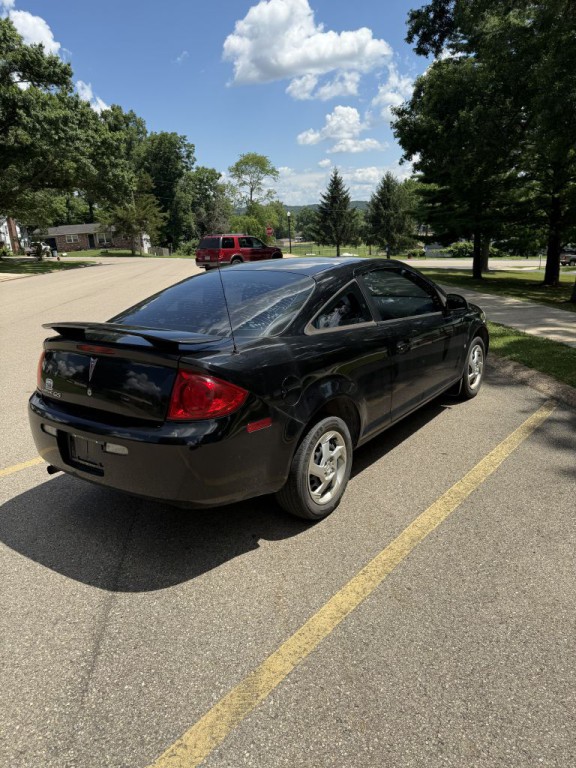 2007 Pontiac G5 Image 5