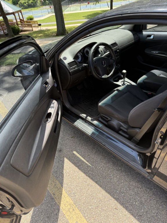 2007 Pontiac G5 Image 9