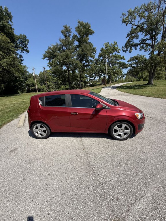 2013 Chevrolet Sonic Image 4
