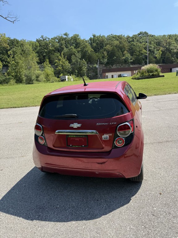 2013 Chevrolet Sonic Image 6