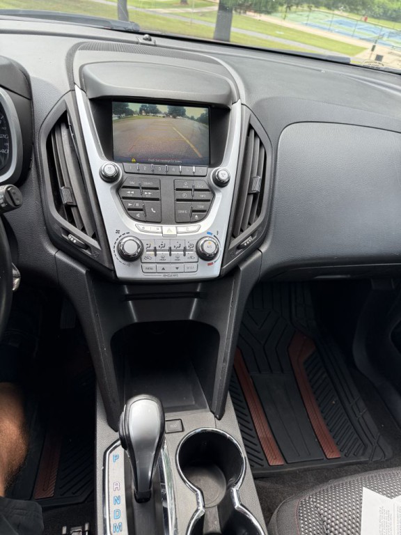 2015 Chevrolet Equinox Image 14