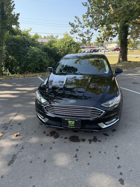 2017 Ford Fusion Image 2