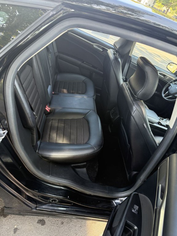 2017 Ford Fusion Image 12