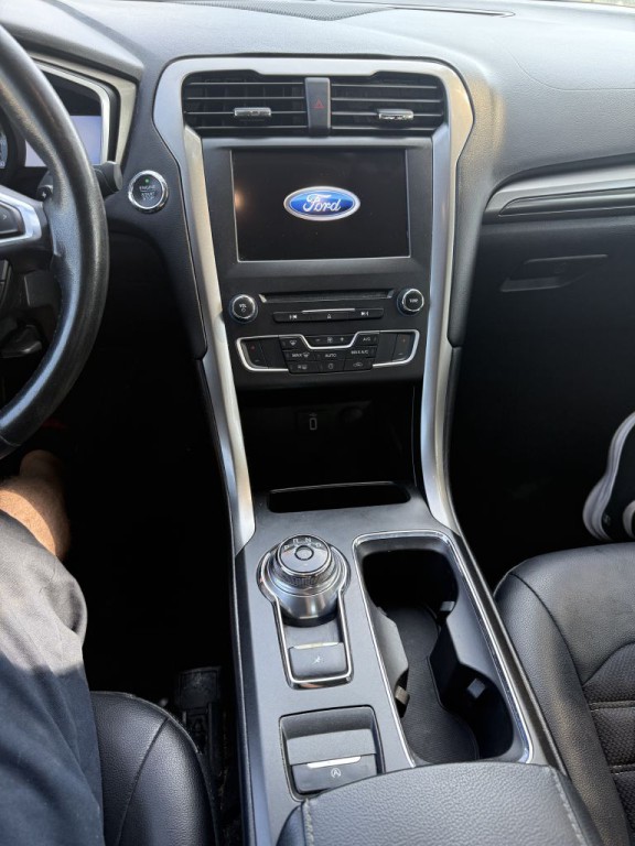 2017 Ford Fusion Image 14