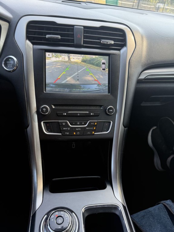 2017 Ford Fusion Image 16