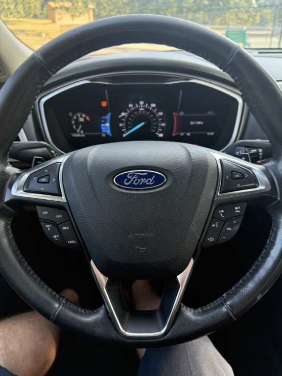 2017 Ford Fusion Image 17