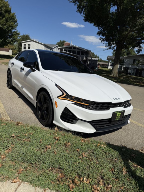 2023 Kia K5 Image 3