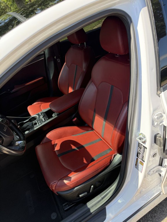 2023 Kia K5 Image 10