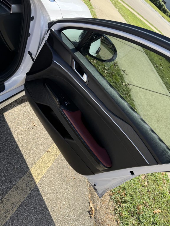 2023 Kia K5 Image 16