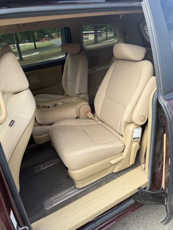 2019 Kia Sedona Image 10