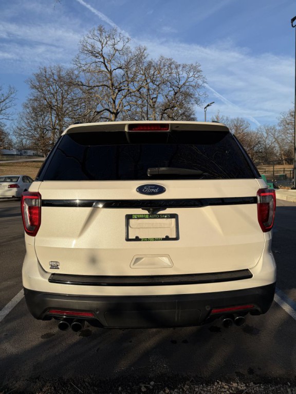 2018 Ford Explorer Image 5