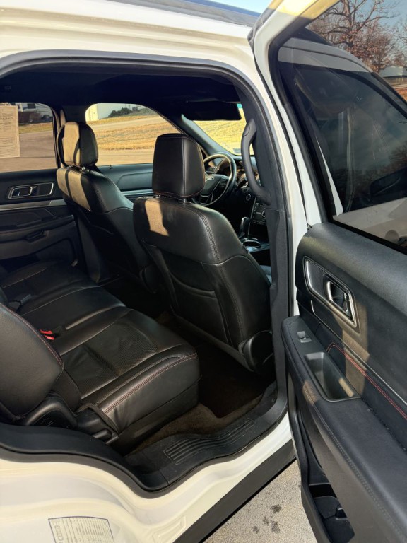 2018 Ford Explorer Image 14