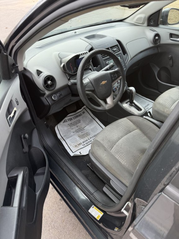 2014 Chevrolet Sonic Image 8