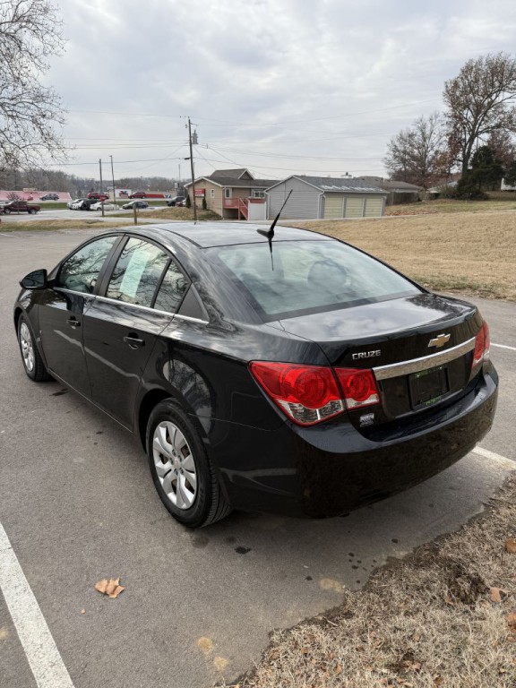 2012 Chevrolet Cruze Image 4