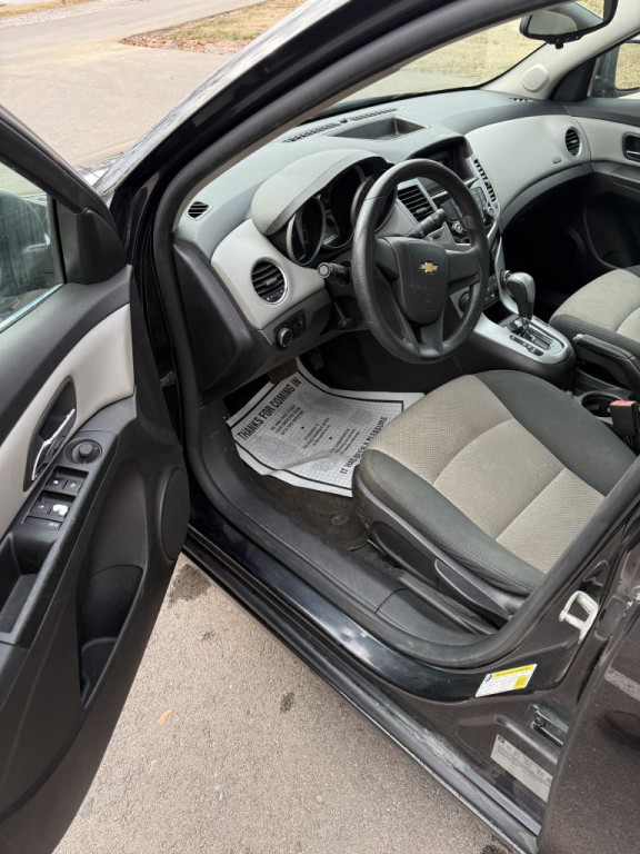 2012 Chevrolet Cruze Image 9
