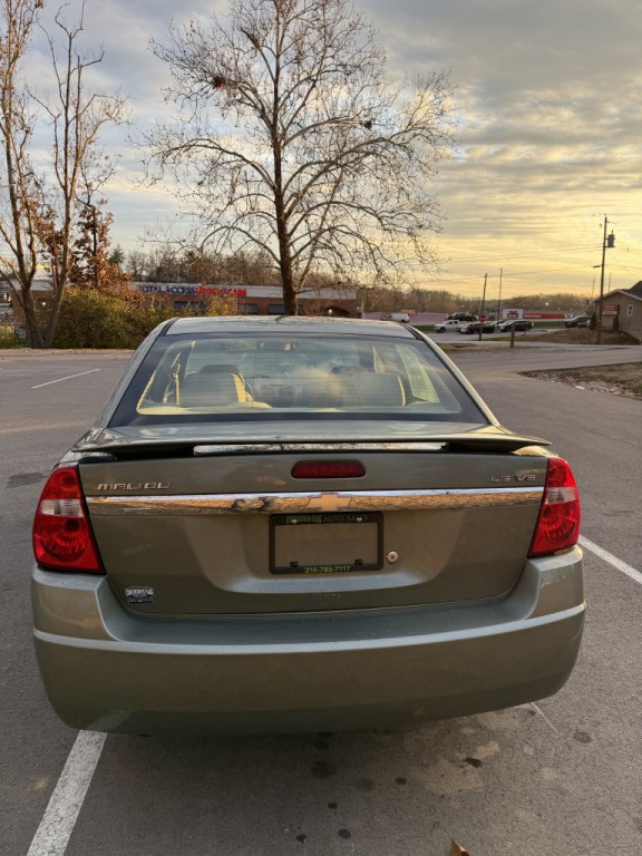 2004 Chevrolet Malibu Image 5