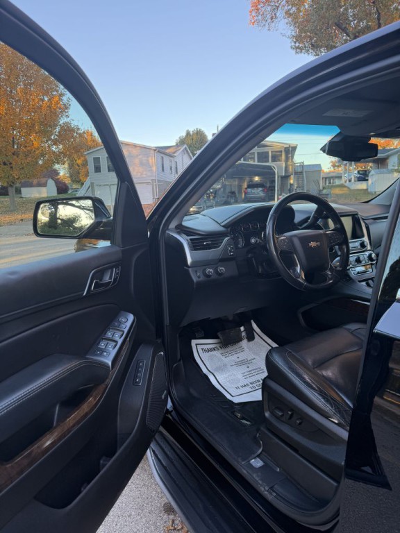 2018 Chevrolet Suburban Image 8