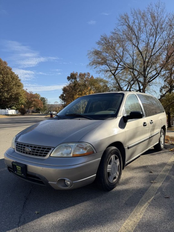 2003 Ford Windstar Image 2