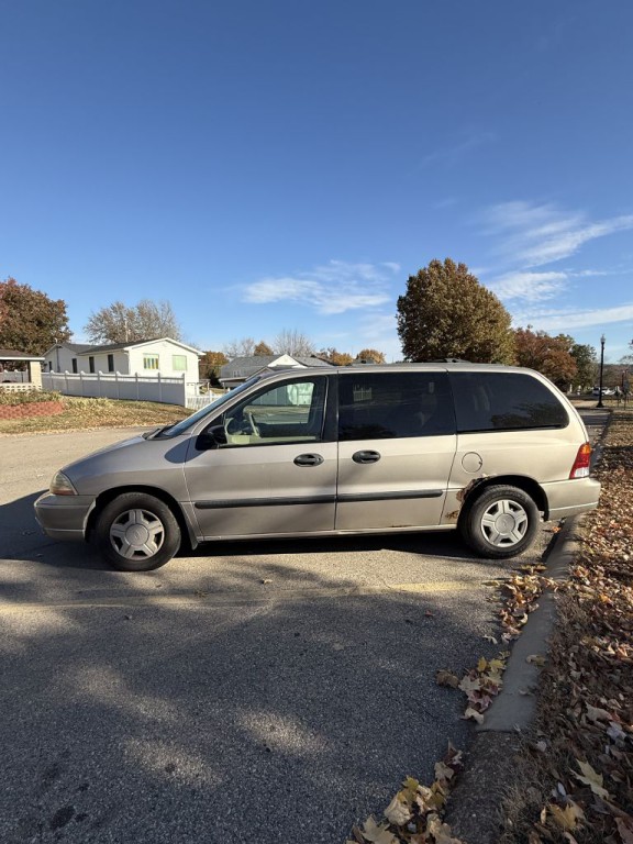 2003 Ford Windstar Image 3