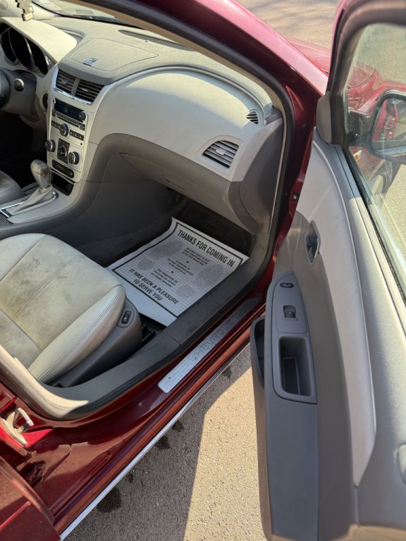2008 Chevrolet Malibu Image 13