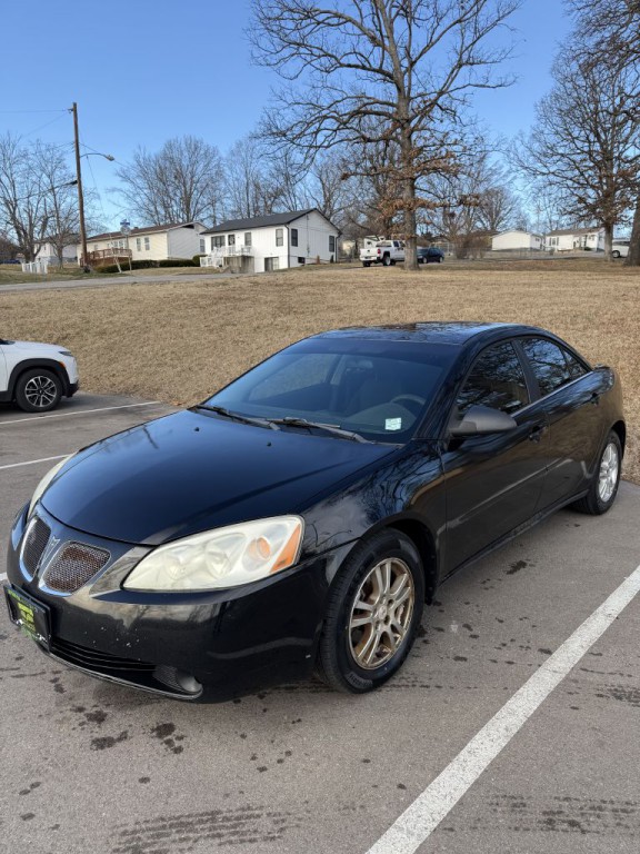 2005 Pontiac G6 Image 2
