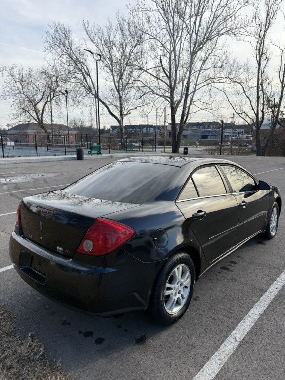 2005 Pontiac G6 Image 6