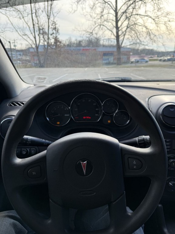 2005 Pontiac G6 Image 14