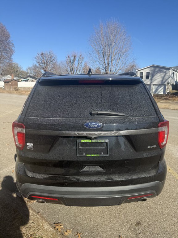 2017 Ford Explorer Image 5