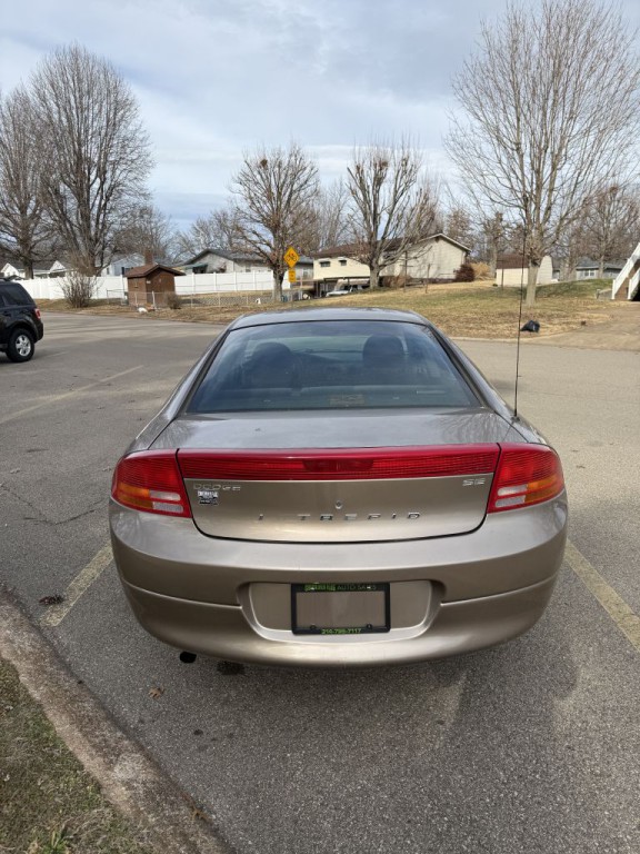 2002 Dodge Intrepid Image 4