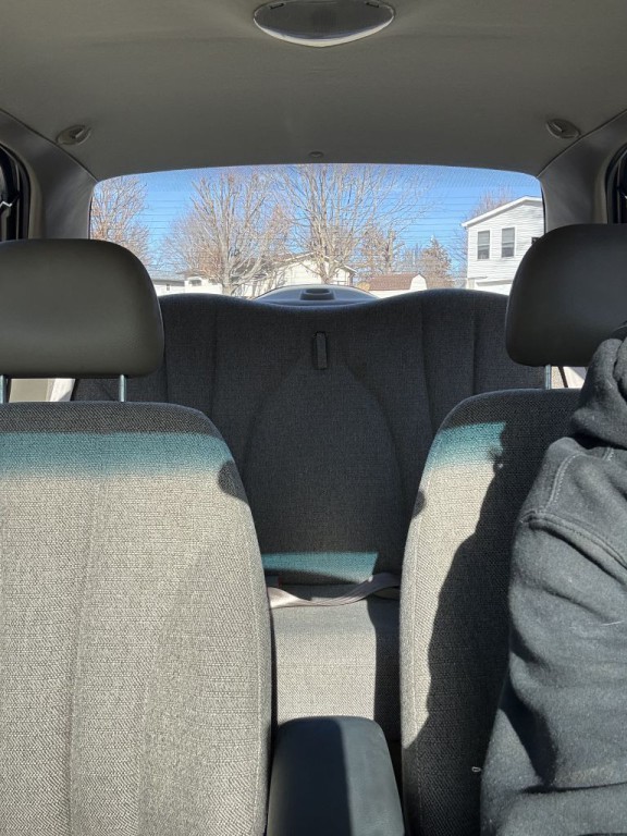 2001 Chevrolet Cavalier Image 16