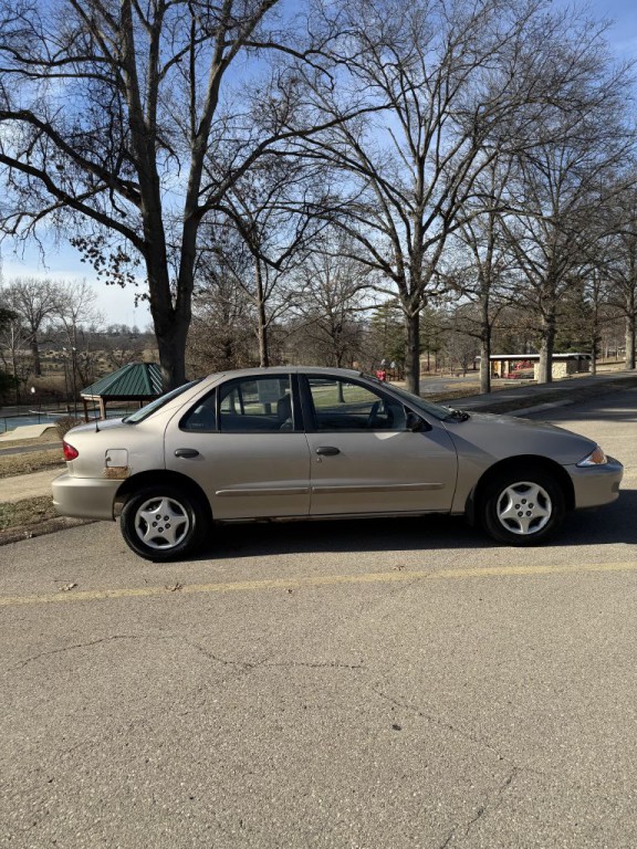 2001 Chevrolet Cavalier Image 6