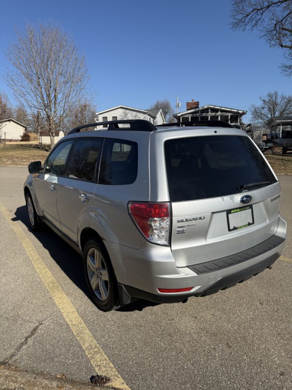 2010 Subaru Forester Image 4