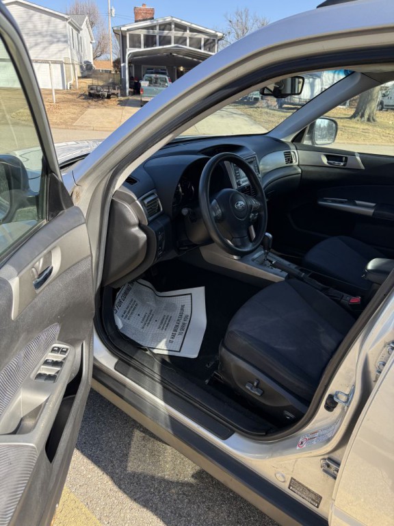 2010 Subaru Forester Image 9