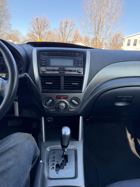 2010 Subaru Forester Image 15