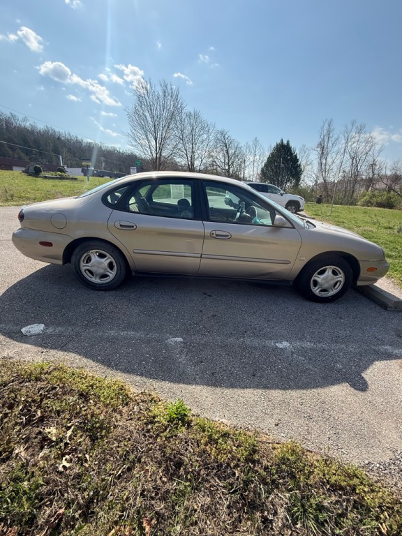 1998 Ford Taurus Image 6