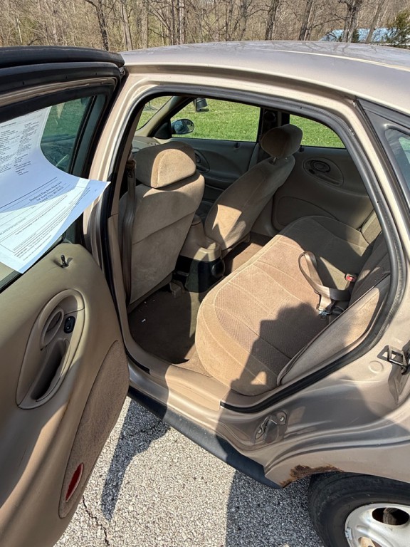 1998 Ford Taurus Image 12