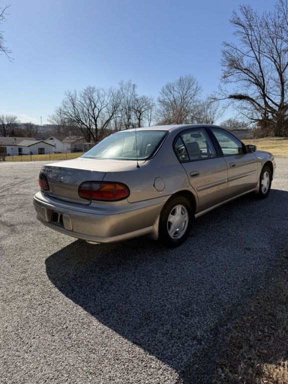 2000 Chevrolet Malibu Image 4