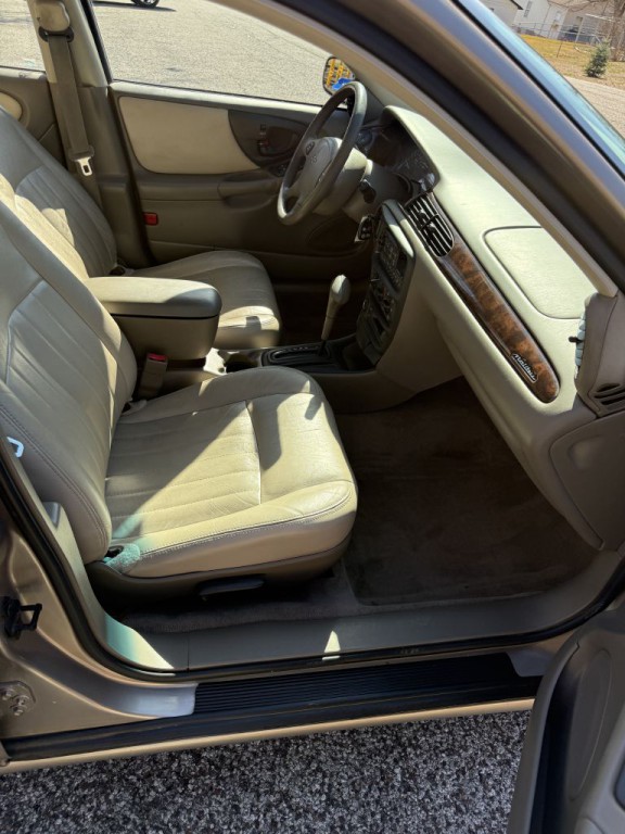 2000 Chevrolet Malibu Image 16