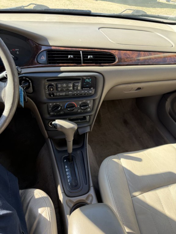 2000 Chevrolet Malibu Image 17