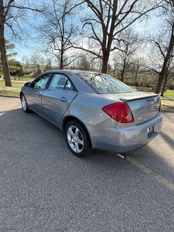 2007 Pontiac G6 Image 3