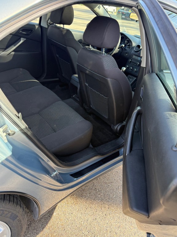 2007 Pontiac G6 Image 11
