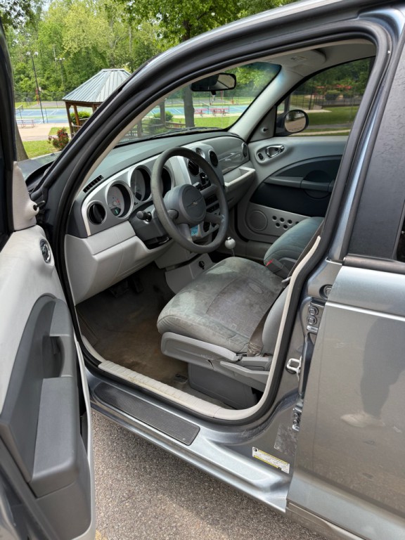 2009 Chrysler PT Cruiser Image 12