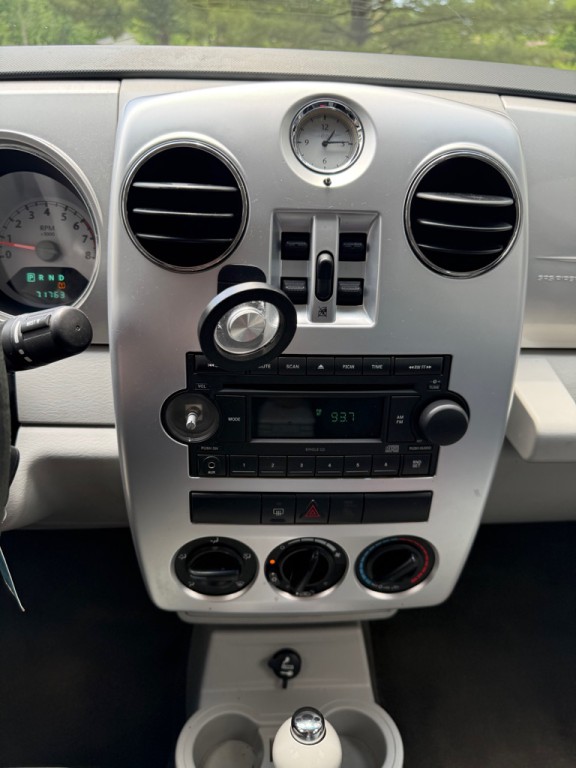 2009 Chrysler PT Cruiser Image 13