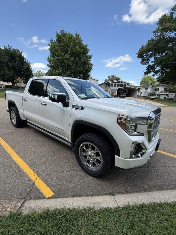 2020 GMC Sierra Image 7